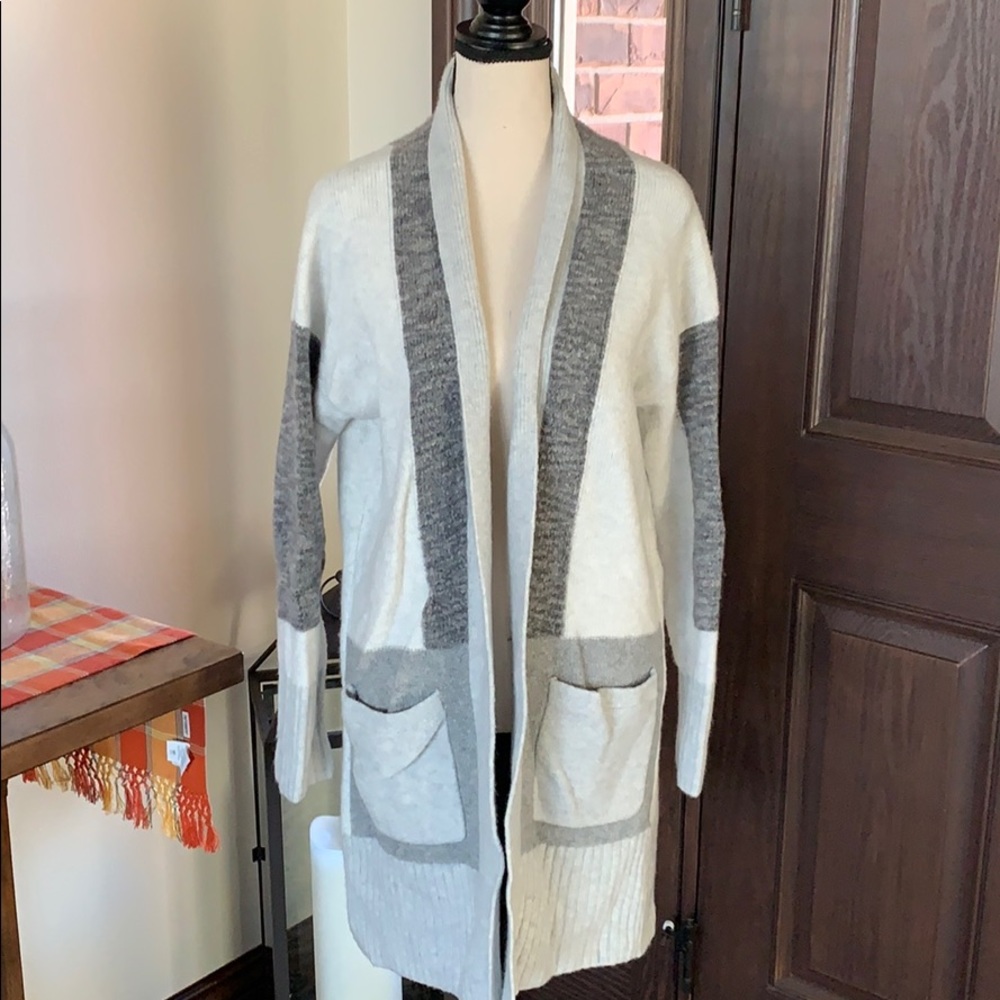 Gap Color Block Sweater, Size L - image 1